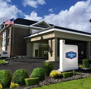 Hampton Inn, East Aurora
