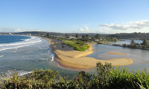 view of Narrabeen beach and the lagoon