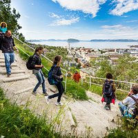 ZiggZagg Path and view over Hammerfest
