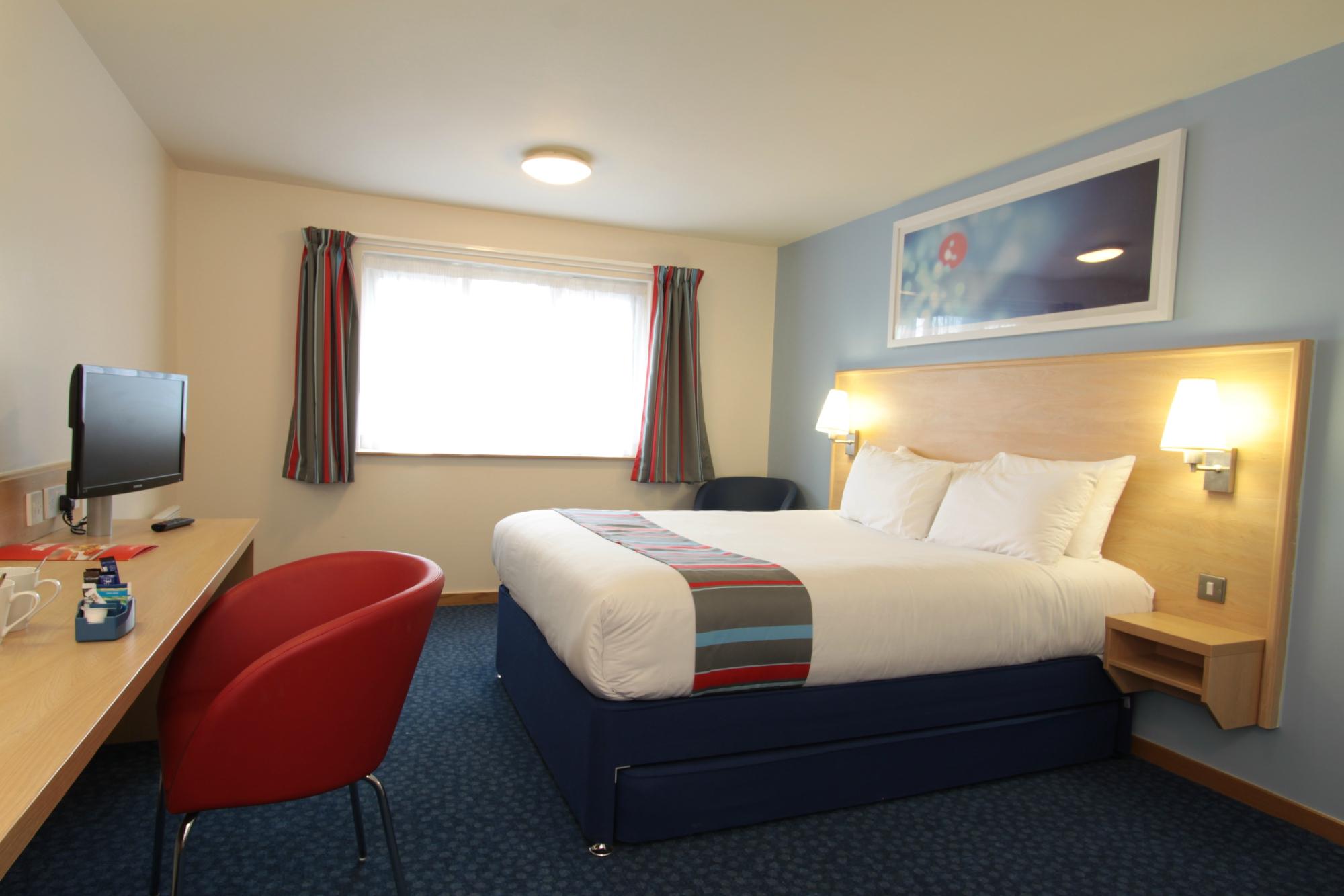 Travelodge Leeds Bradford Airport - 14