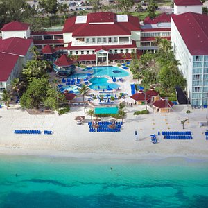 Breezes Resort &amp; Spa Bahamas, hotel in Nassau