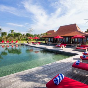 Infinity Pool by the beach