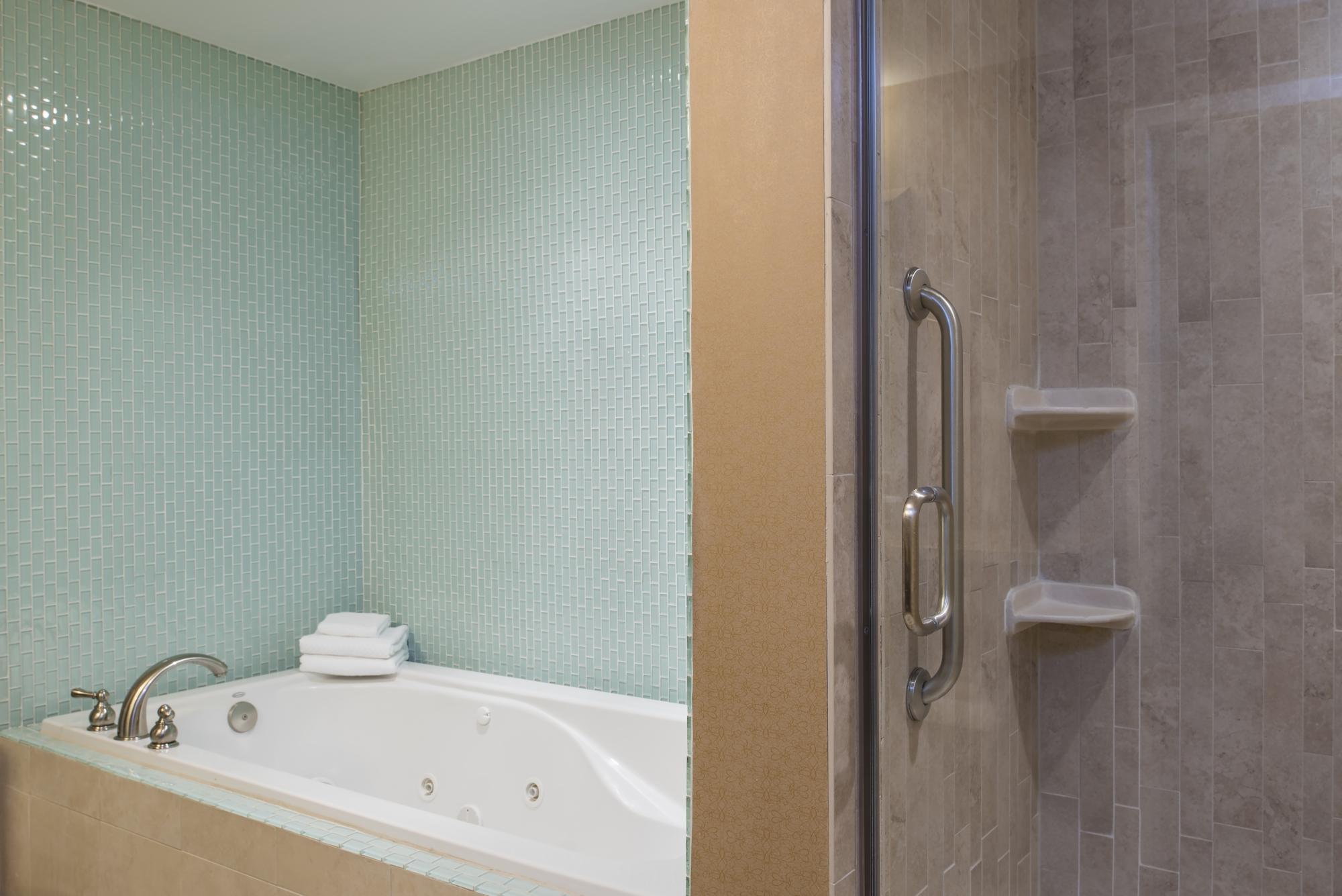 Hotel photo 88 of DoubleTree by Hilton Hotel Grand Rapids Airport.
