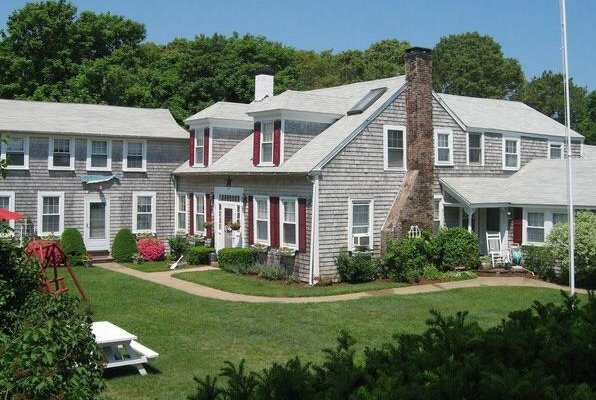 Barnaby Inn Front Entrance