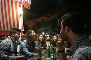 Interni