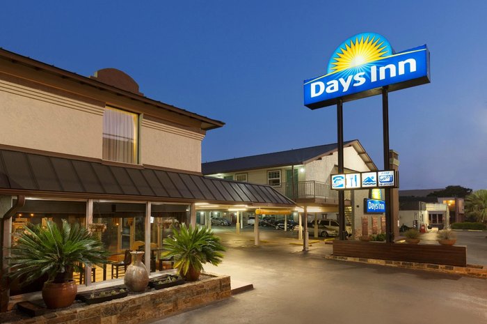 DAYS INN BY WYNDHAM AUSTIN/UNIVERSITY/DOWNTOWN - Updated 2024 Prices ...