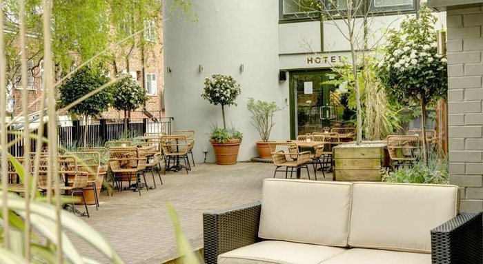 THE GLOBE HOTEL - Updated 2024 Prices & Guest house Reviews (Warwick ...