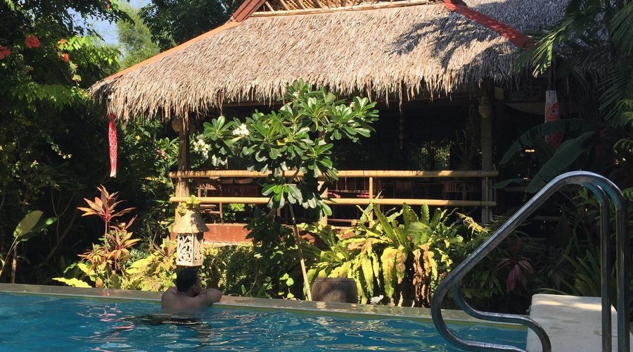 더 선 빌라 리조트 & 스파 힐탑 (The Sun Villa Resort and Spa Hilltop, Malay) - 호텔 리뷰