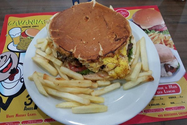 Três lancherias clássicas para comer um bom xis em Canoas