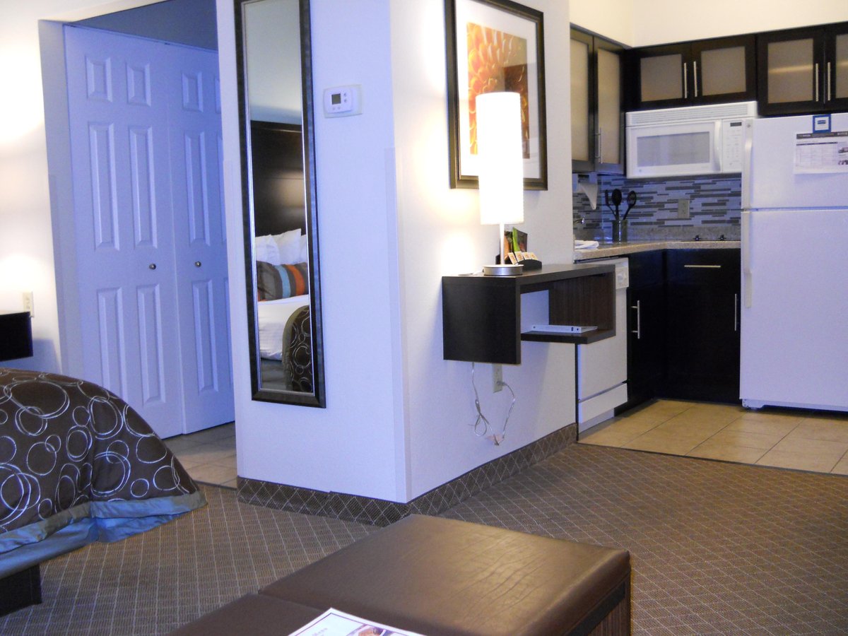 Habitaciones del Staybridge Suites Columbus-Airport, an IHG Hotel ...