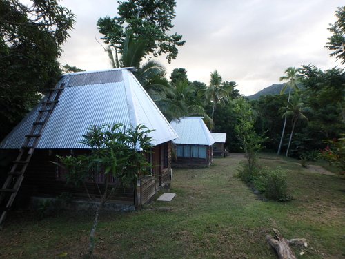 Bulou's Eco Lodge image