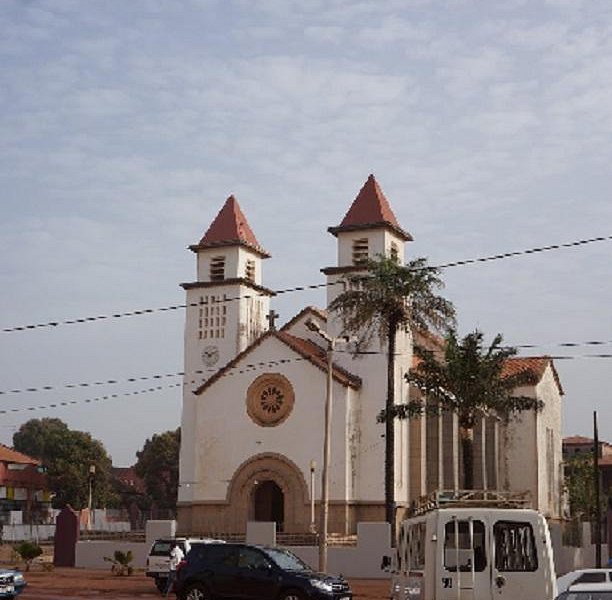 Igreja Catolica da Bissau image