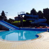 Scivoli e Piscina per i piccoli