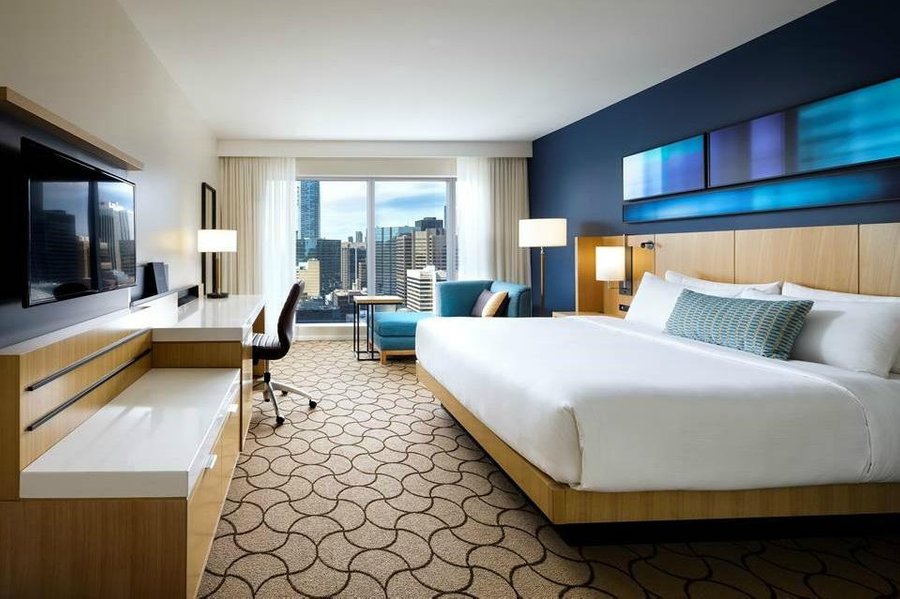 DELTA HOTELS MARRIOTT TORONTO  124     1  7  5    Updated 2021 Prices