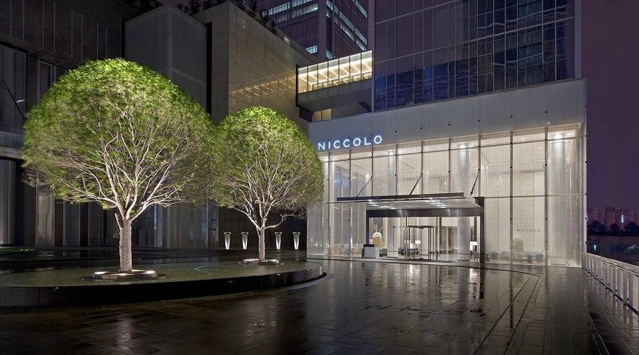 Niccolo Chengdu Exterior Night
