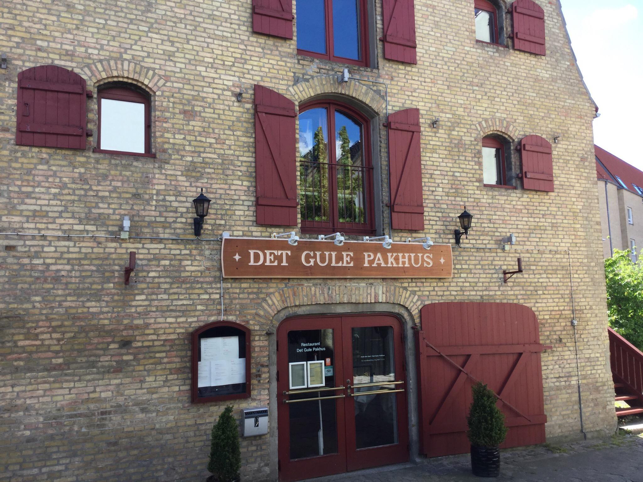 DET GULE PAKHUS, Frederikshavn - Restaurant Reviews, Photos & Phone ...