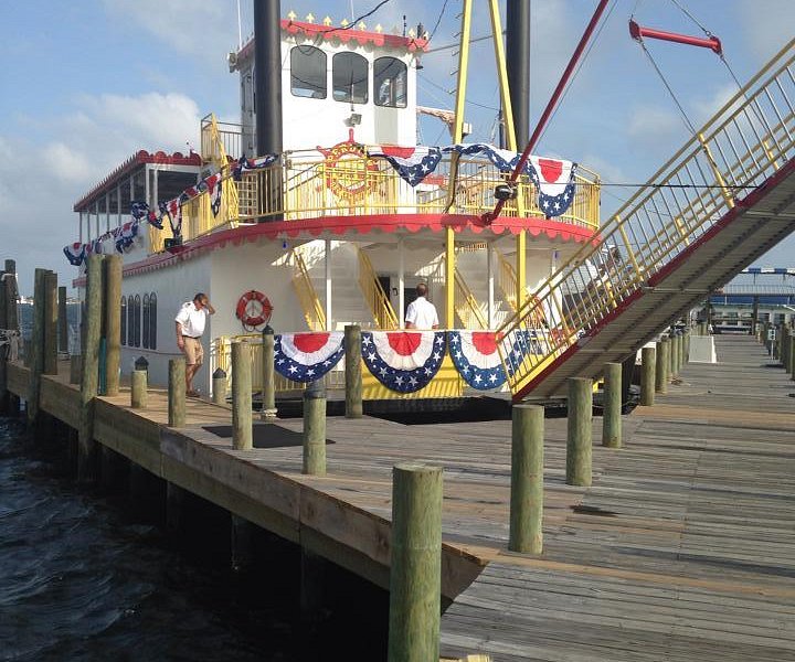 mobile alabama boat tours