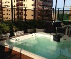 Piscina e praia