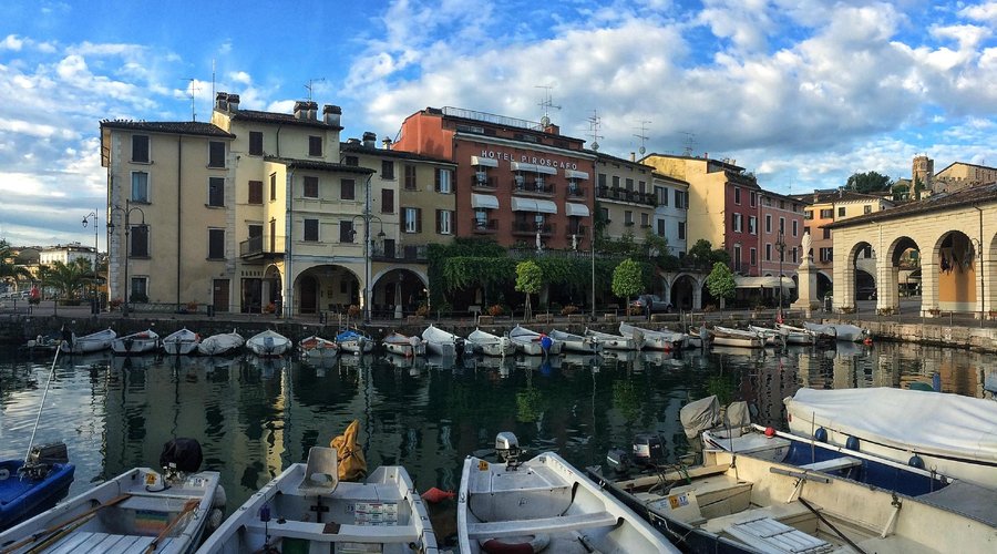 Facciata principale sul Porto Vecchio