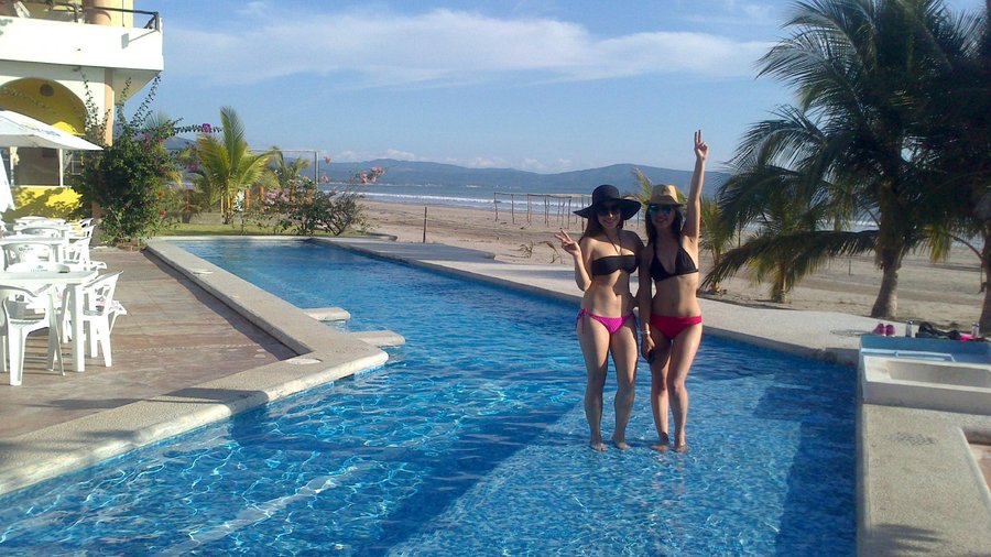 Alberca y playa