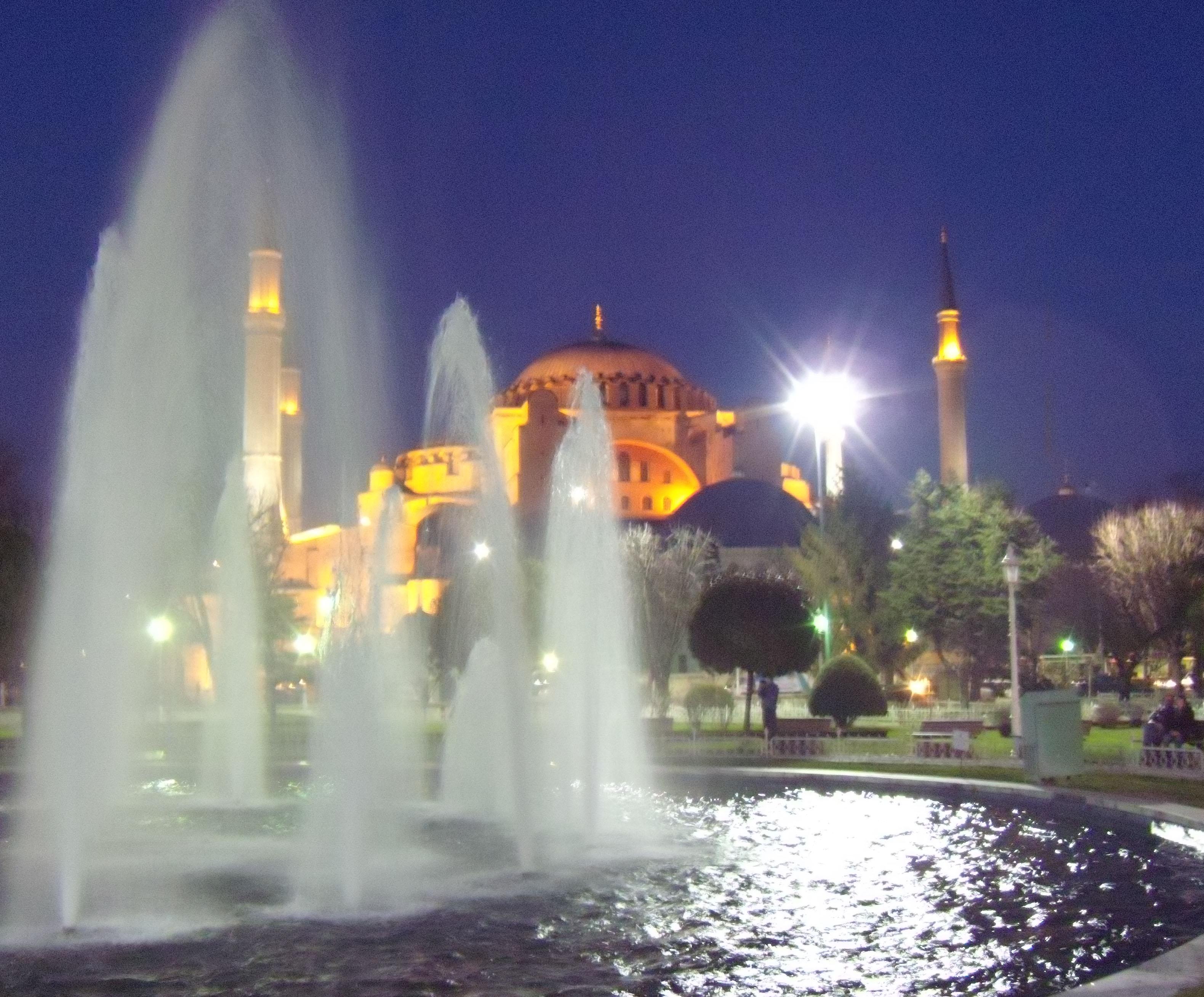 Demet Eker Istanbul Tour Guide (Estambul) - 2023 Qué Saber Antes De Ir ...