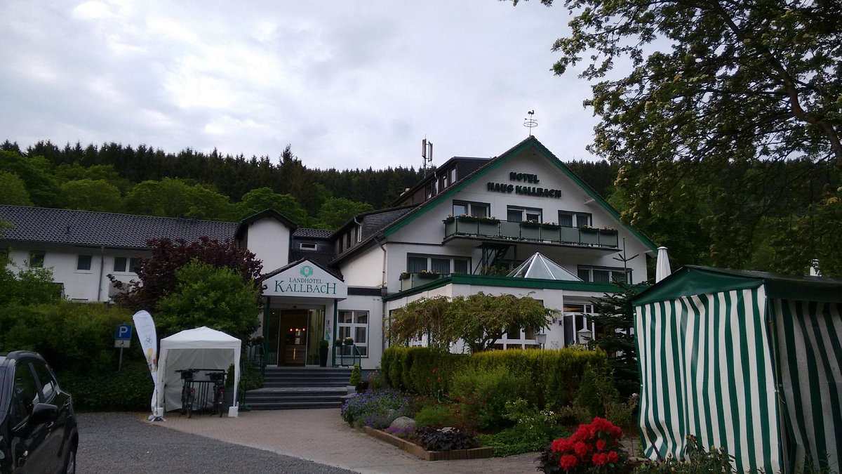 LANDHOTEL KALLBACH (Huertgenwald) - отзывы, фото и сравнение цен -  Tripadvisor