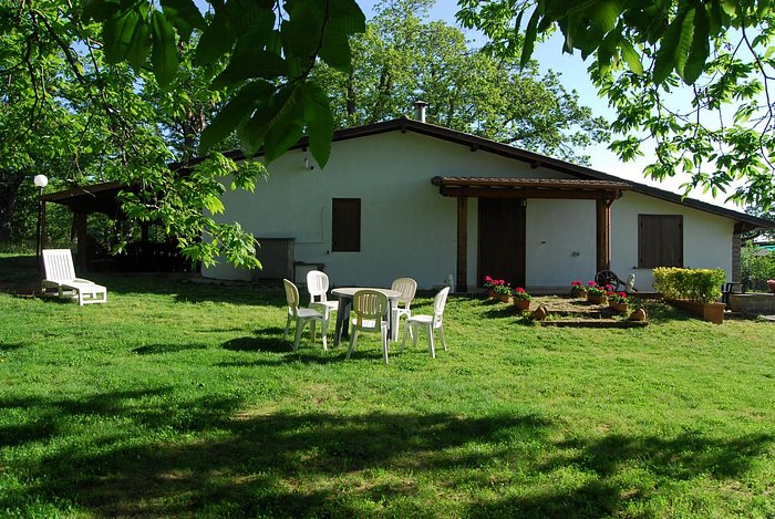 BED & BREAKFAST - COUNTRY HOUSE IL CASTAGNETO - Prices & B&B Reviews ...