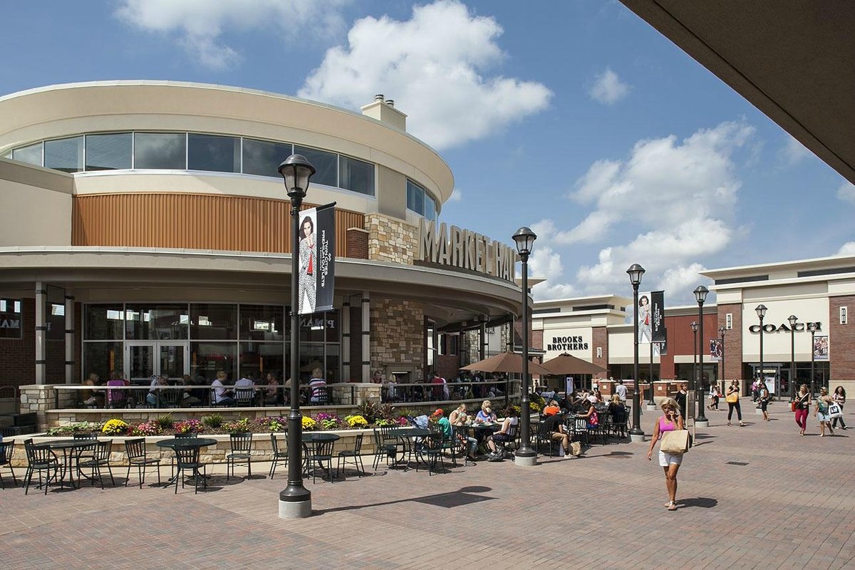 Twin Cities Premium Outlets (Eagan) - All You Need to Know BEFORE You Go