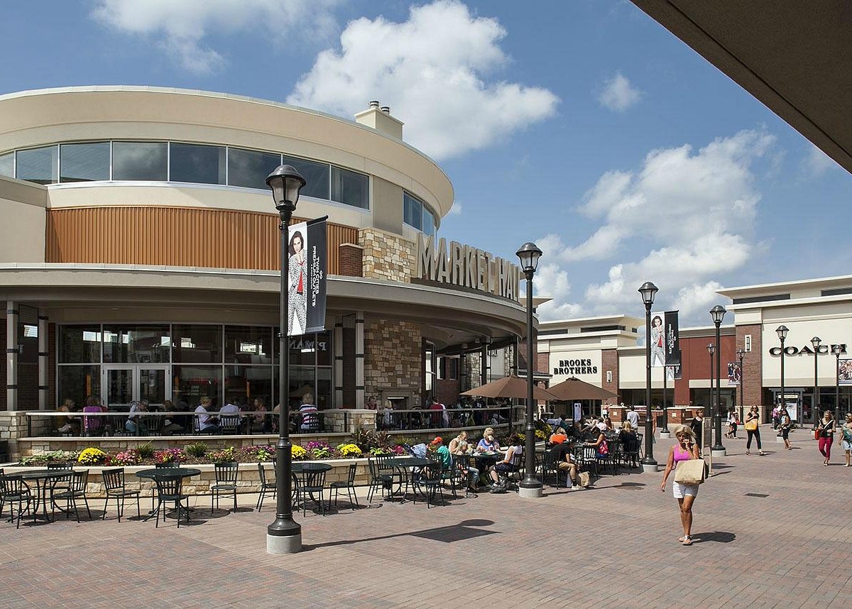 Twin Cities Premium Outlets (Eagan) - All You Need to Know BEFORE You Go