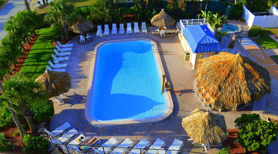Daytona Beach Side Paradise Pool