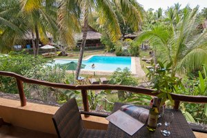 Room & Suite