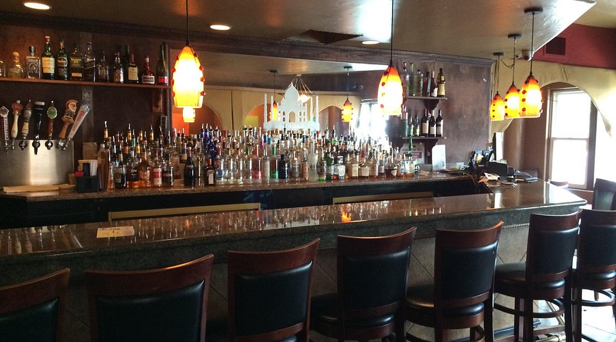 Taj Mahal Restaurant & Bar