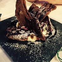 sbriciolata extradolce ai frutti di bosco