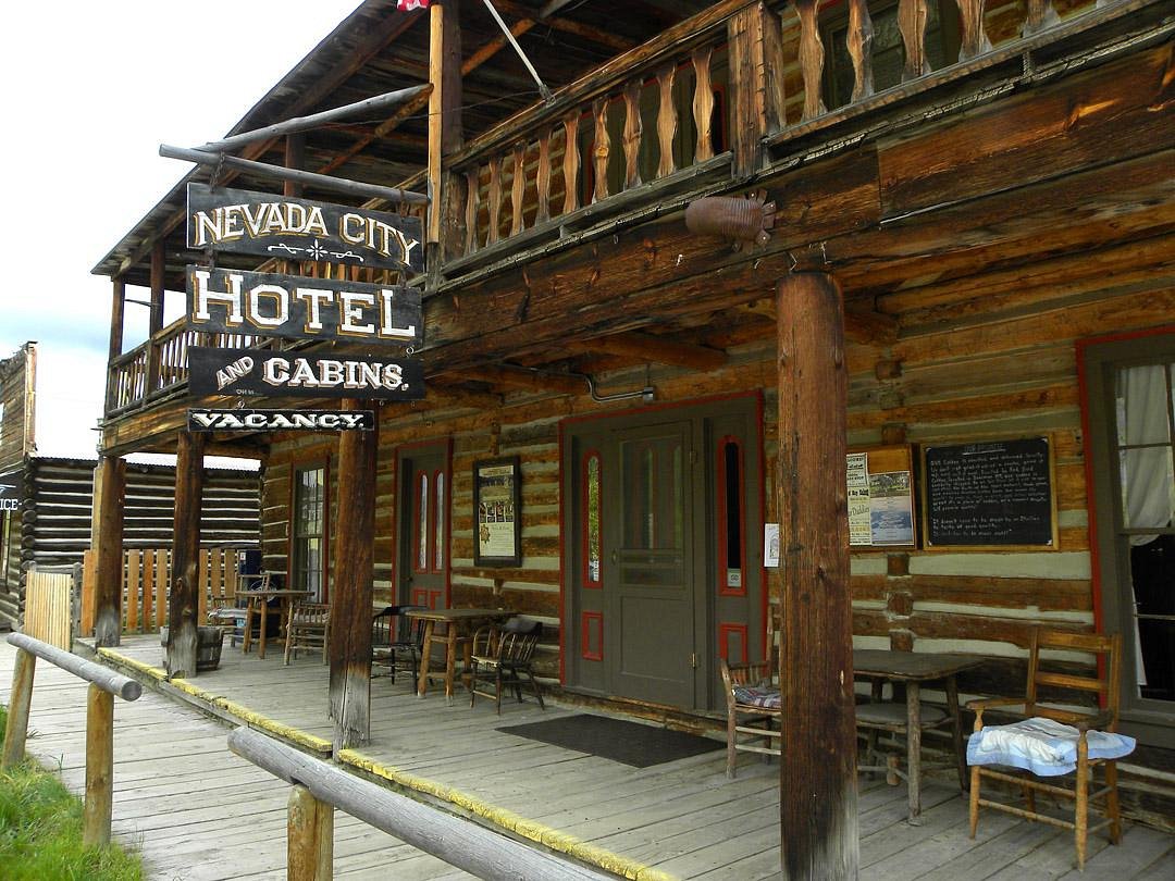 Nevada City Hotel & Cabins
