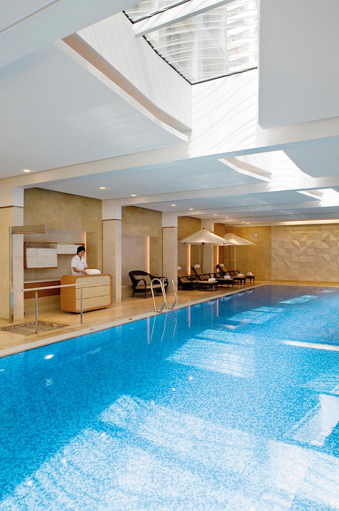 The Landmark Mandarin Oriental, Hong Kong Pool: Pictures & Reviews