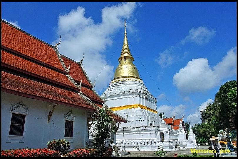 Wat Phra Kaeo Don Tao image