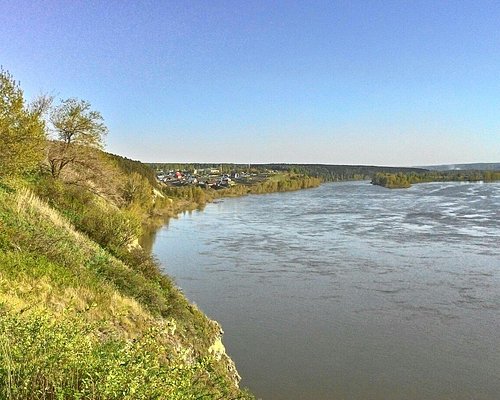 Магазины женской и мужской одежды в Кемерово