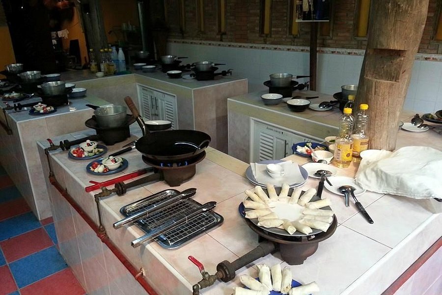 Baan Hongnual Cookery School image