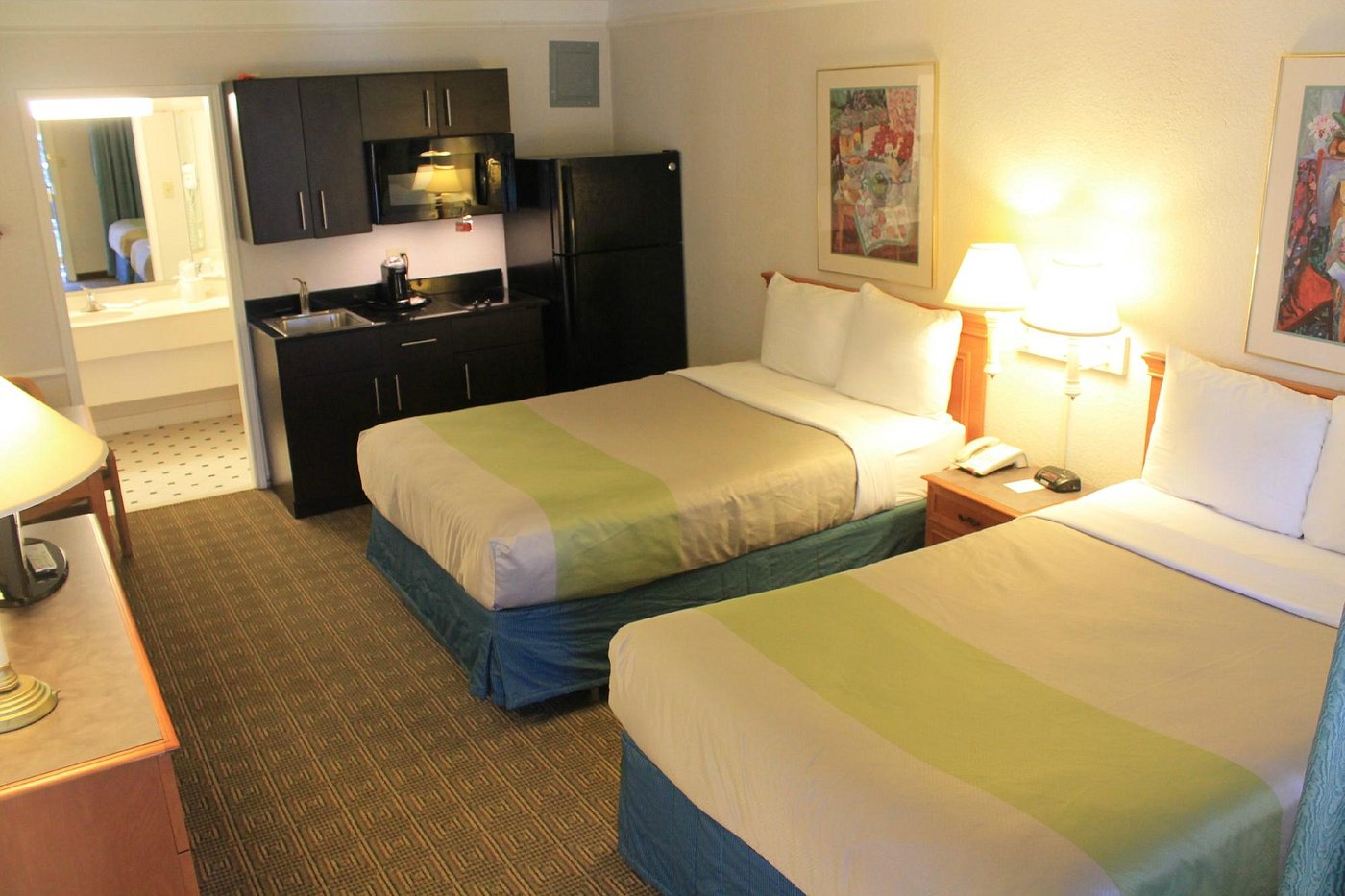 STUDIO 6 DENTON - UNT $74 ($̶8̶4̶) - Prices & Hotel Reviews - TX