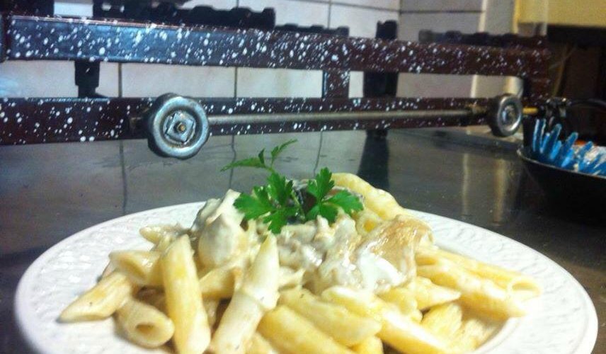 Πένες κοτόπουλο με φρέσκα μανιτάρια!