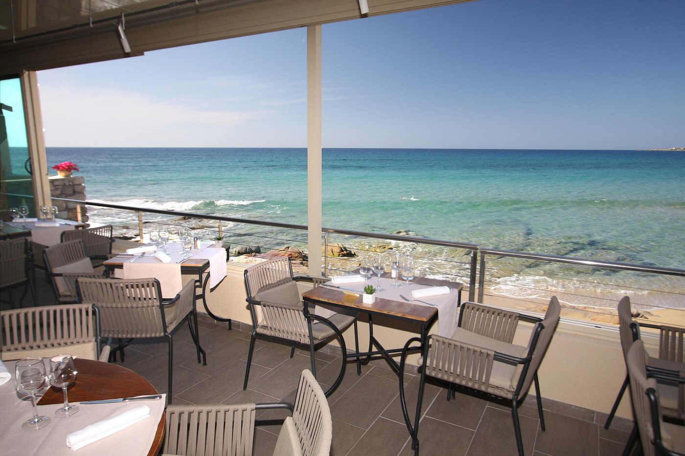 Hotel serenada calvi
