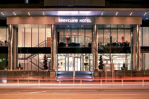 Mercure Cardiff Holland House Hotel and Spa, hotel in Cardiff
