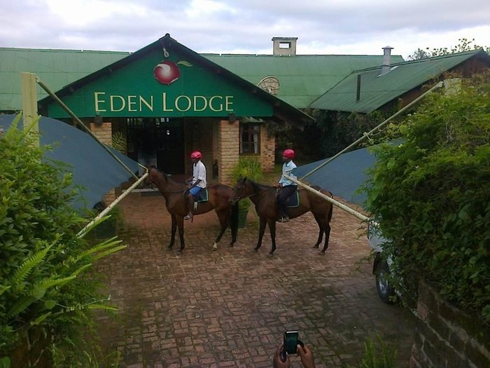 EDEN LODGE VUMBA (Mutare, Zimbabwe) - foto's, reviews en ...