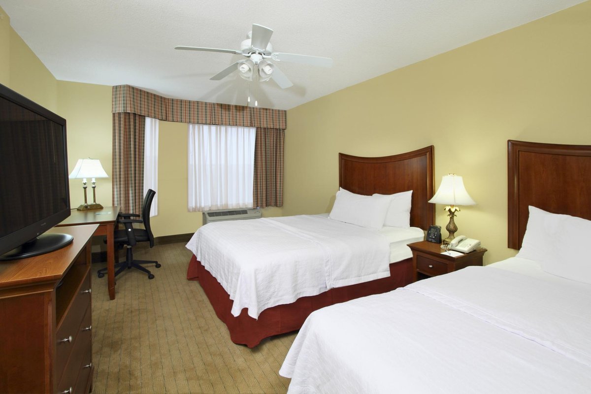 HOMEWOOD SUITES BY HILTON CHESAPEAKE-GREENBRIER $138 ($̶1̶6̶4̶ ...