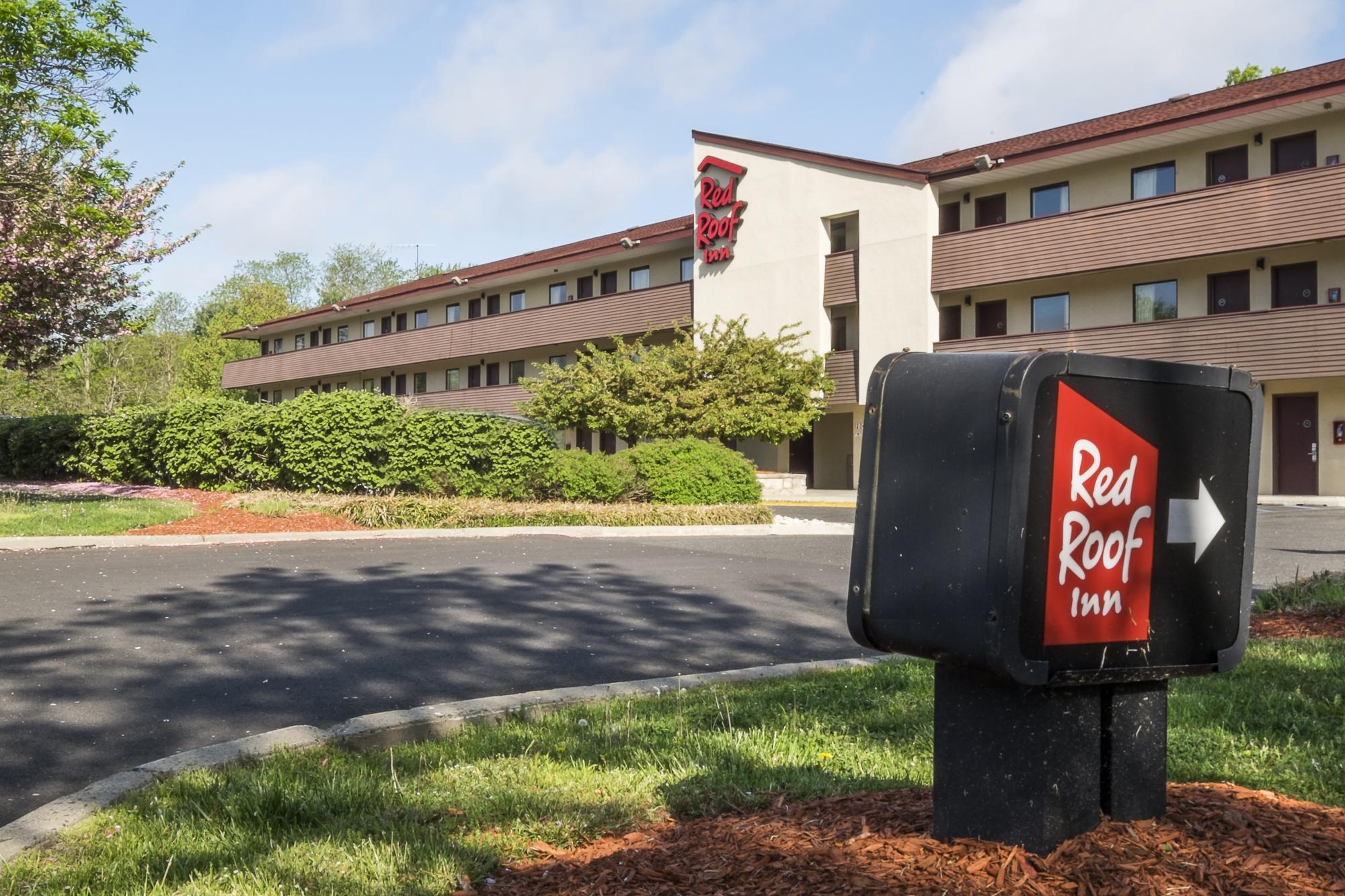 Red roof inn cheap tinton falls nj