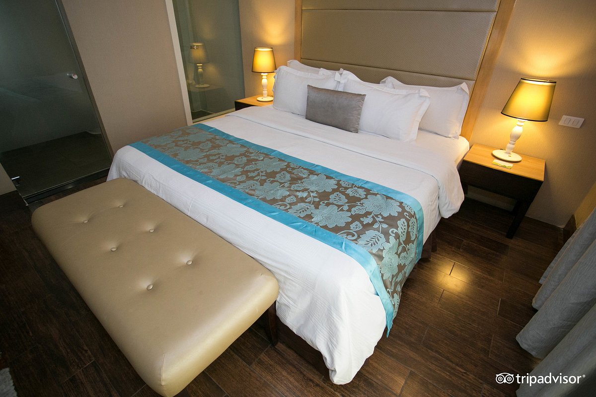 ‪Goldberry Suites &amp; Hotel - Mactan‬، فندق في سيبو