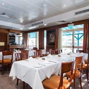 Captains Table Restaurant at the Kapetanios Hotel Limassol