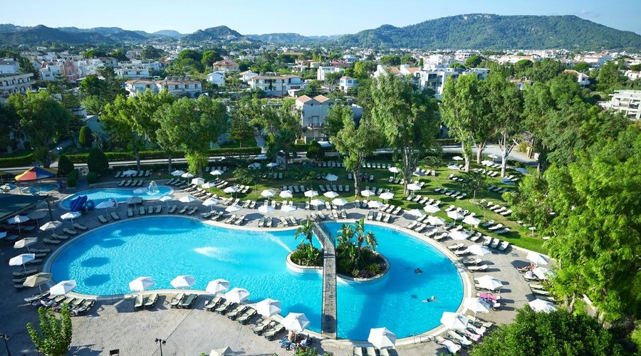MAIN POOL