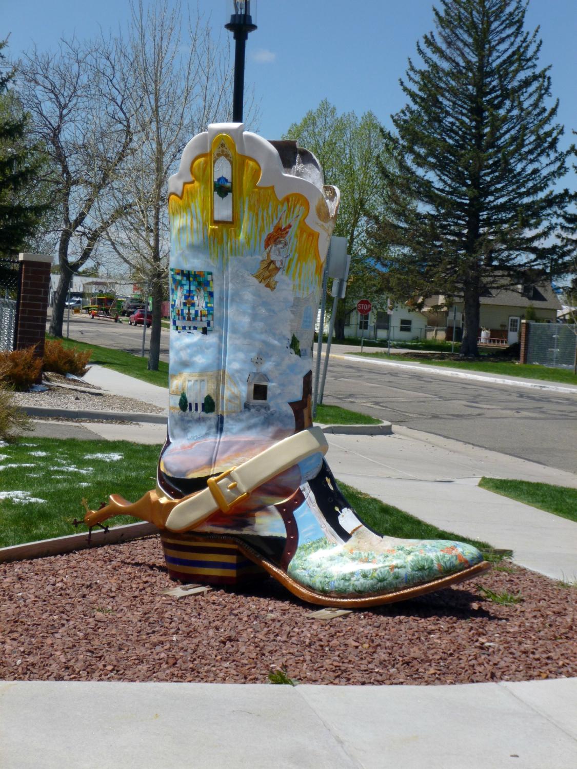 Big cowboy boots shop