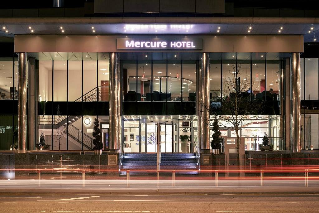 Mercure Cardiff Holland House Hotel and Spa, hotell i Cardiff